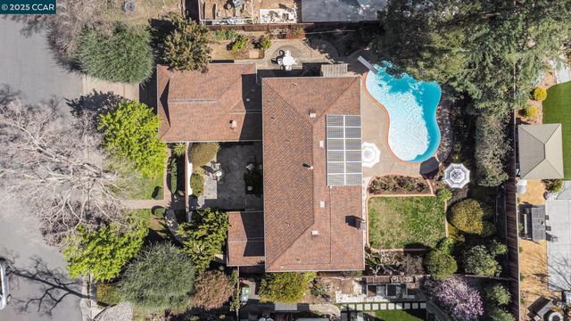 3257 Inverness Dr, Walnut Creek, CA 94598