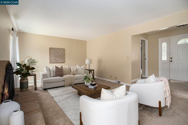 3257 Inverness Dr, Walnut Creek, CA 94598