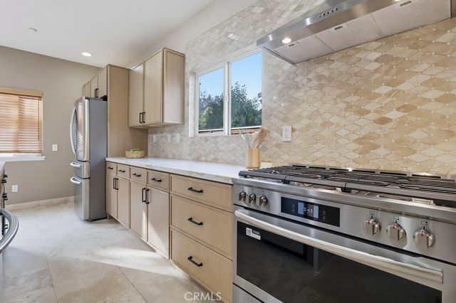 5187 Knollwood Way, Woodland Hills, CA 91364