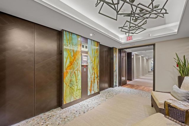 1750 Avenida Del Mundo 309, Coronado, CA 92118