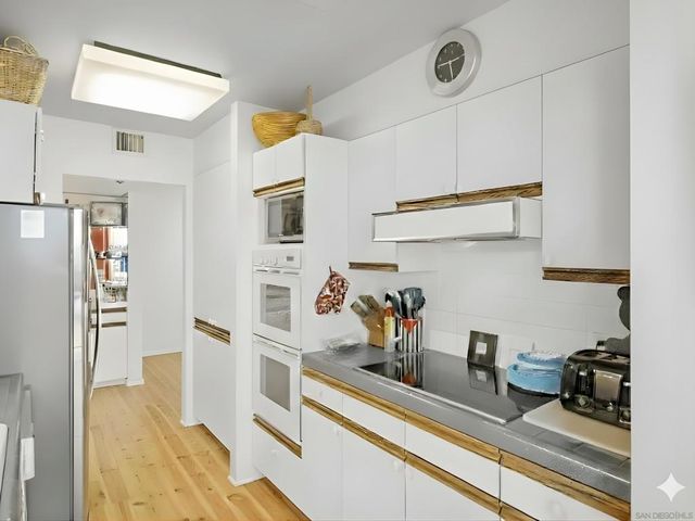 1750 Avenida Del Mundo 309, Coronado, CA 92118