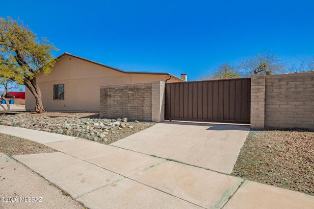 4061 W Delta Street, Tucson, AZ 85741