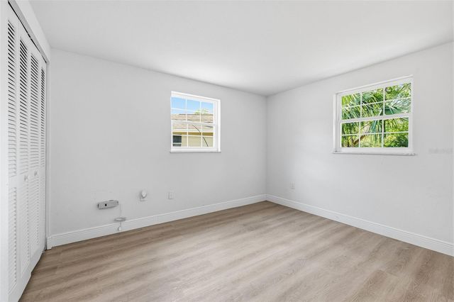 39252 HEIGHTS AVENUE, Zephyrhills, FL 33542