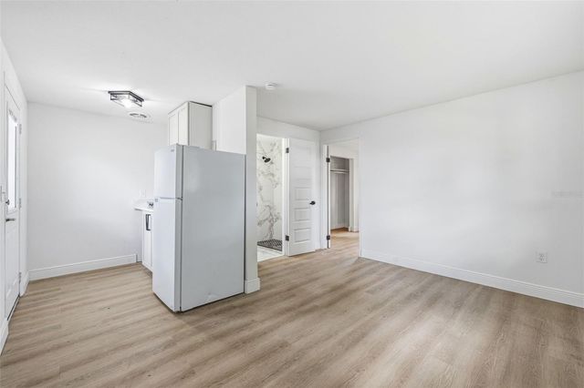 39252 HEIGHTS AVENUE, Zephyrhills, FL 33542