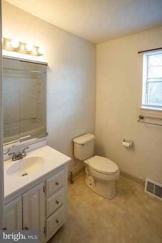 322 KENT LN, Perkasie, PA 18944