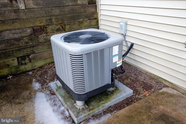 322 KENT LN, Perkasie, PA 18944