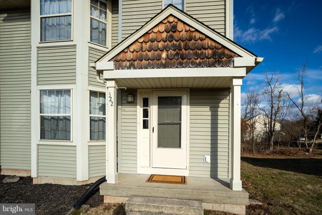 322 KENT LN, Perkasie, PA 18944