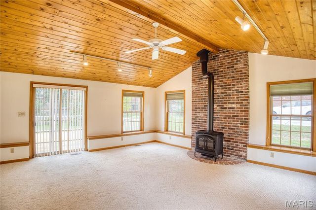 9402 Pine Avenue, Brentwood, MO 63144
