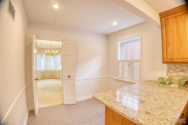 9402 Pine Avenue, Brentwood, MO 63144