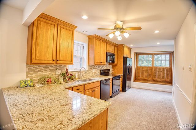 9402 Pine Avenue, Brentwood, MO 63144