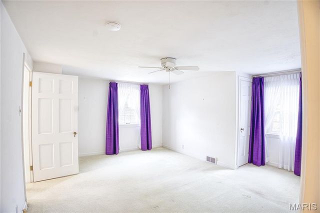 9402 Pine Avenue, Brentwood, MO 63144
