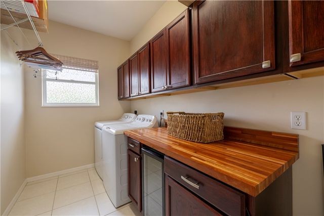 3315 65th Avenue, Vero Beach, FL 32966