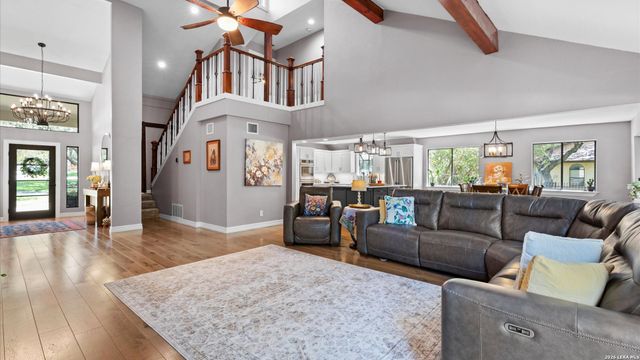 9514 Goldenrod, Garden Ridge, TX 78266