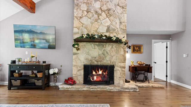 9514 Goldenrod, Garden Ridge, TX 78266