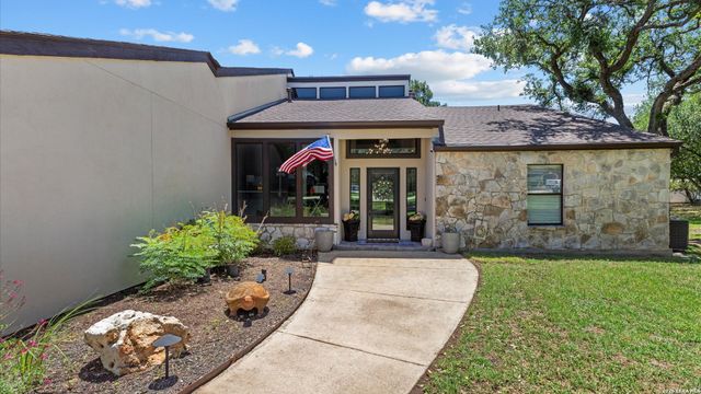 9514 Goldenrod, Garden Ridge, TX 78266