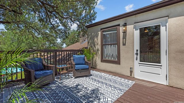 9514 Goldenrod, Garden Ridge, TX 78266