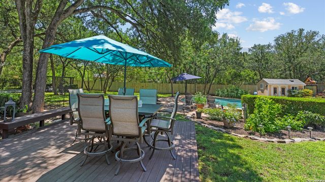 9514 Goldenrod, Garden Ridge, TX 78266