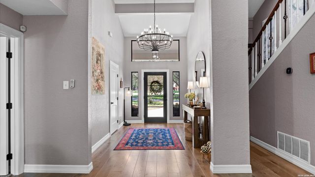 9514 Goldenrod, Garden Ridge, TX 78266
