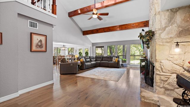 9514 Goldenrod, Garden Ridge, TX 78266