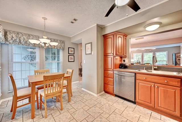 2210 Dominion Drive, Fort Mitchell, KY 41017