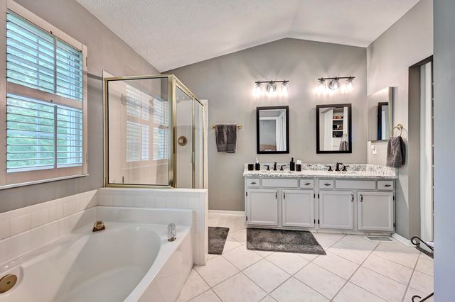 2210 Dominion Drive, Fort Mitchell, KY 41017