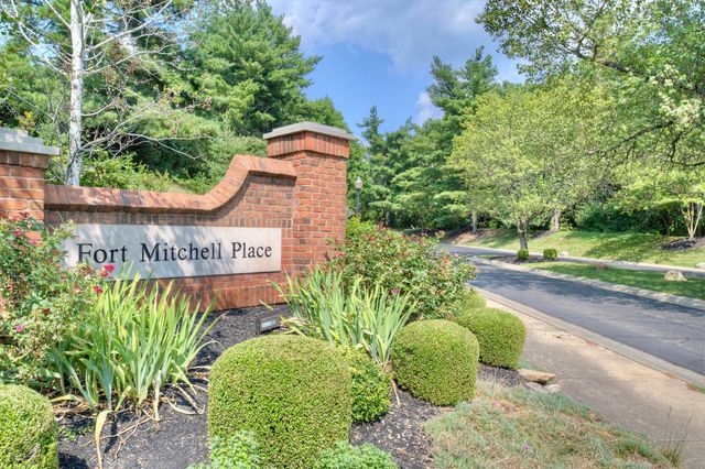 2210 Dominion Drive, Fort Mitchell, KY 41017
