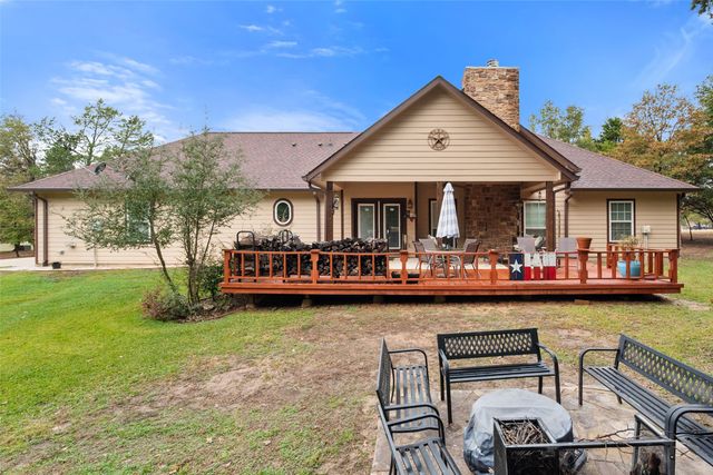 403 Arrowhead Point, Kerens, TX 75144