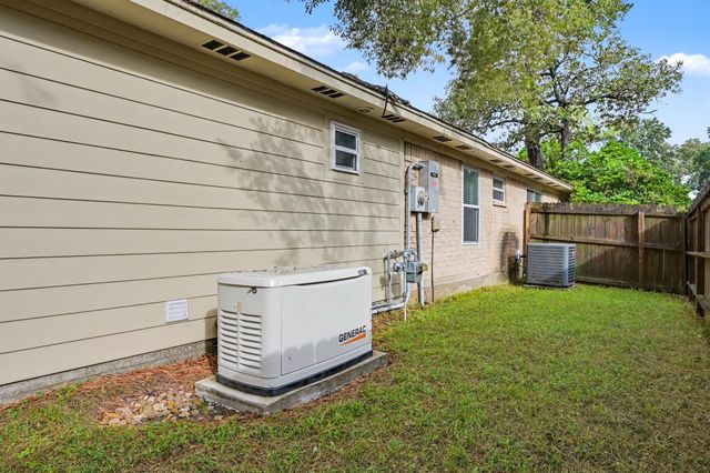 3423 Dawnwood Drive, Spring, TX 77380