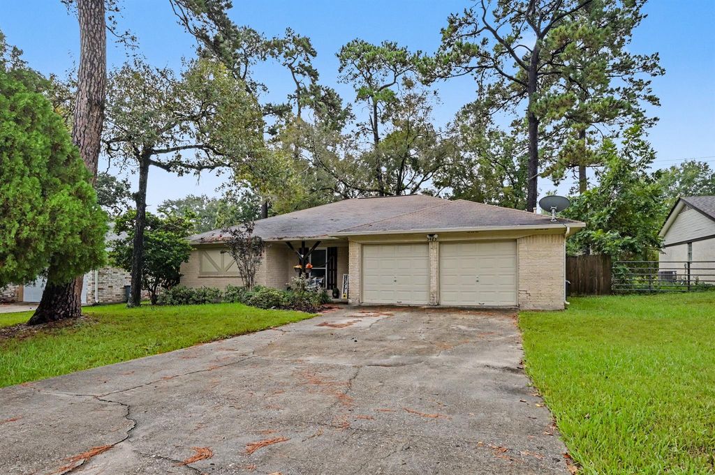 3423 Dawnwood Drive, Spring, TX 77380