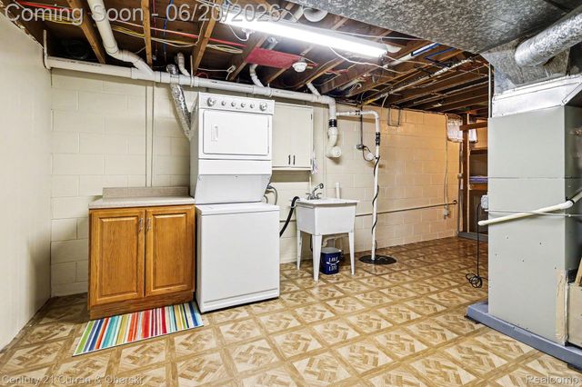 1764 Arcadia Drive, Lincoln Charter Township, MI 49085