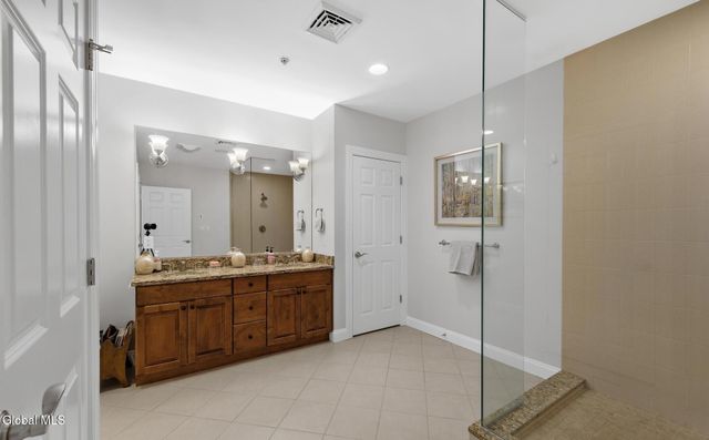 38 High Rock Avenue APT 4A, Saratoga Springs, Inside, NY 12866