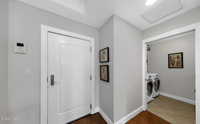 38 High Rock Avenue APT 4A, Saratoga Springs, Inside, NY 12866