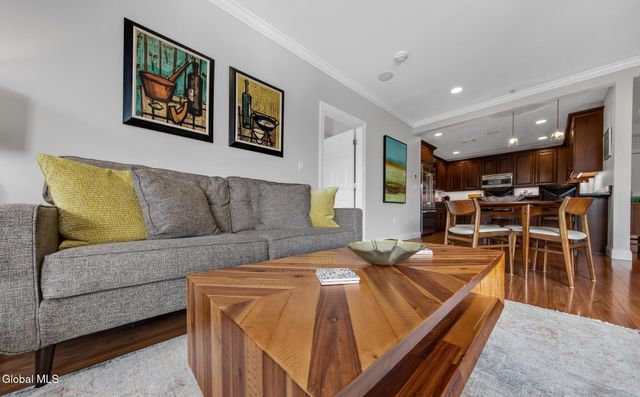 38 High Rock Avenue APT 4A, Saratoga Springs, Inside, NY 12866