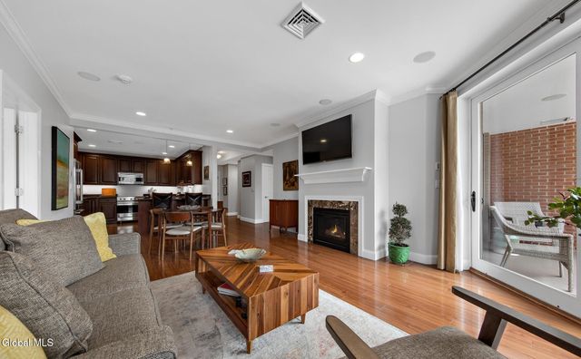 38 High Rock Avenue APT 4A, Saratoga Springs, Inside, NY 12866