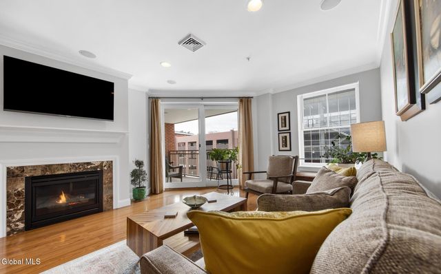 38 High Rock Avenue APT 4A, Saratoga Springs, Inside, NY 12866