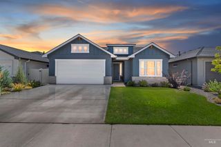 4689 W Apgar St, Meridian, ID 83646