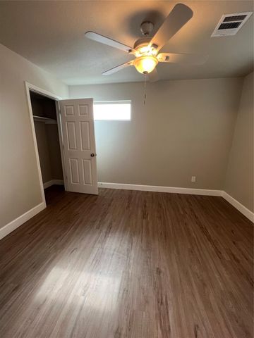 9720 Pelsey Street, Houston, TX 77029