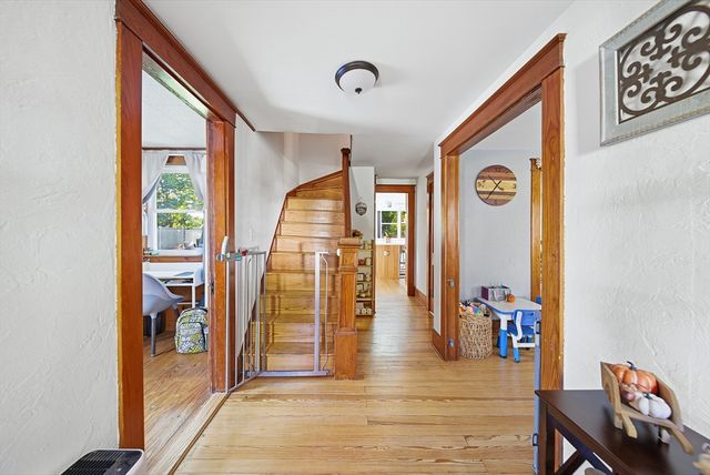 3 Corinne Pkwy, Middleboro, MA 02346