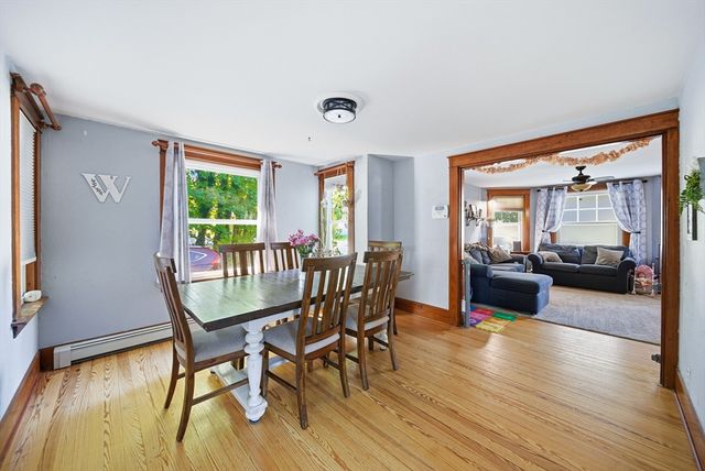 3 Corinne Pkwy, Middleboro, MA 02346