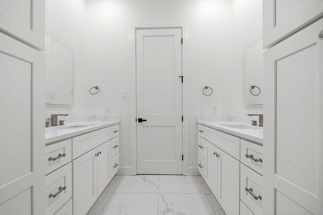 406 E 33rd Street, Houston, TX 77018