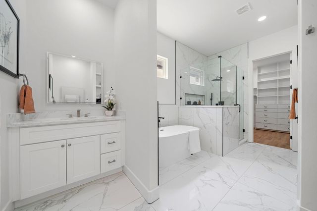 406 E 33rd Street, Houston, TX 77018