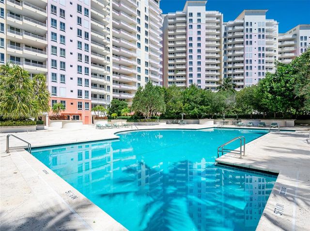 789 Crandon Blvd 502, Key Biscayne, FL 33149