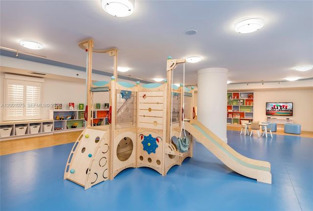 789 Crandon Blvd 502, Key Biscayne, FL 33149