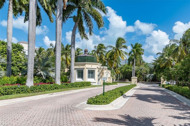 789 Crandon Blvd 502, Key Biscayne, FL 33149
