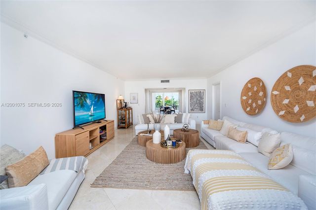 789 Crandon Blvd 502, Key Biscayne, FL 33149