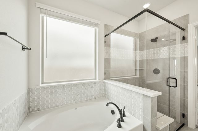 2032 Picnic Creek, Desoto, TX 75115