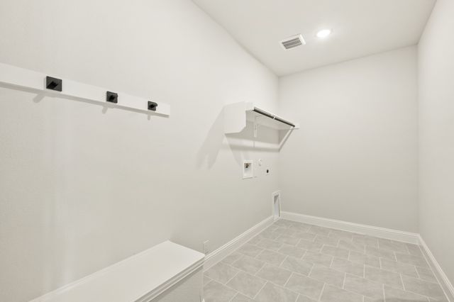 2032 Picnic Creek, Desoto, TX 75115