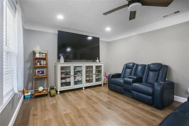 2001 Raymonds Drive, Loganville, GA 30052
