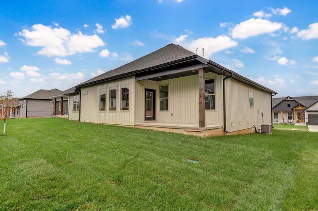 2971 W Teton Drive, Springfield, MO 65810