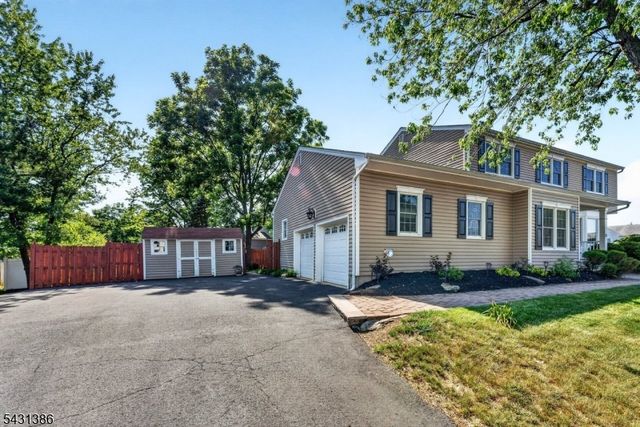 21 Harvest Dr, Hillsborough Twp., NJ 08844